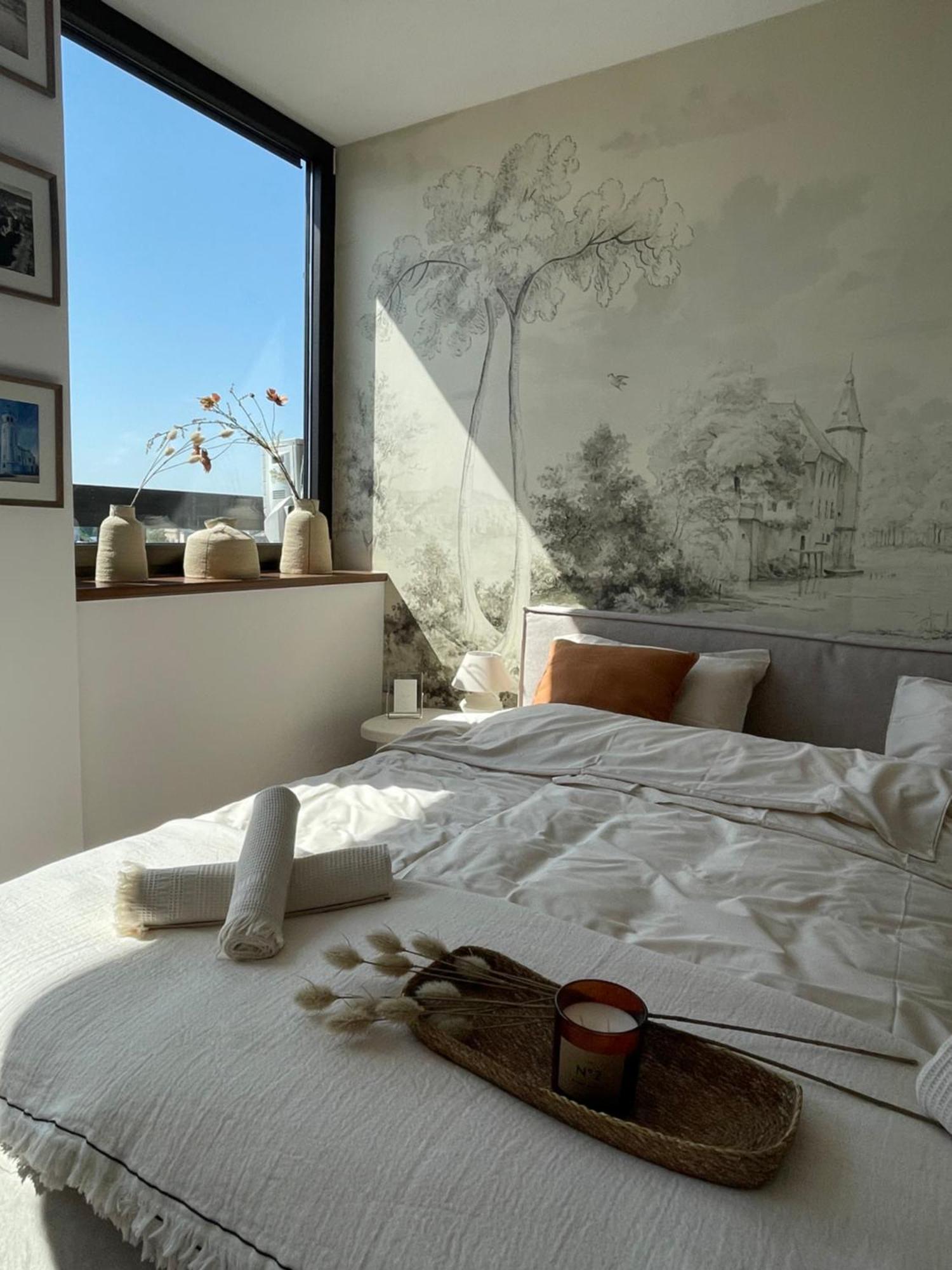 Panorama View Design Apt In Old Town - Free Parking Братислава Екстериор снимка